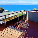 La Rose Sur La Two-room With Sea View Apartmán *